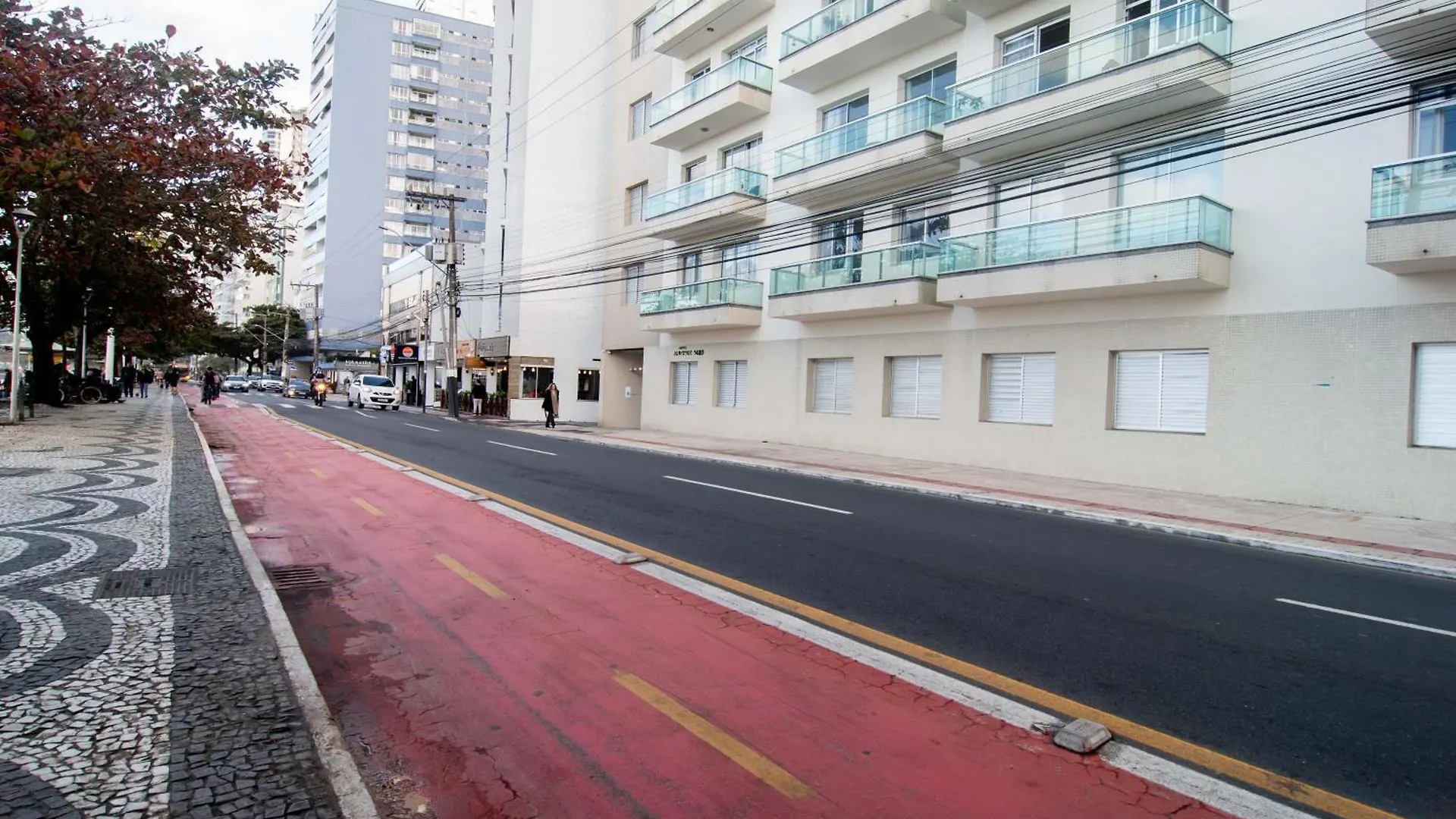 Localizacao Privilegiada Na Av. Atlantica Jk4995 Balneário Camboriú 0*,  Brazylia