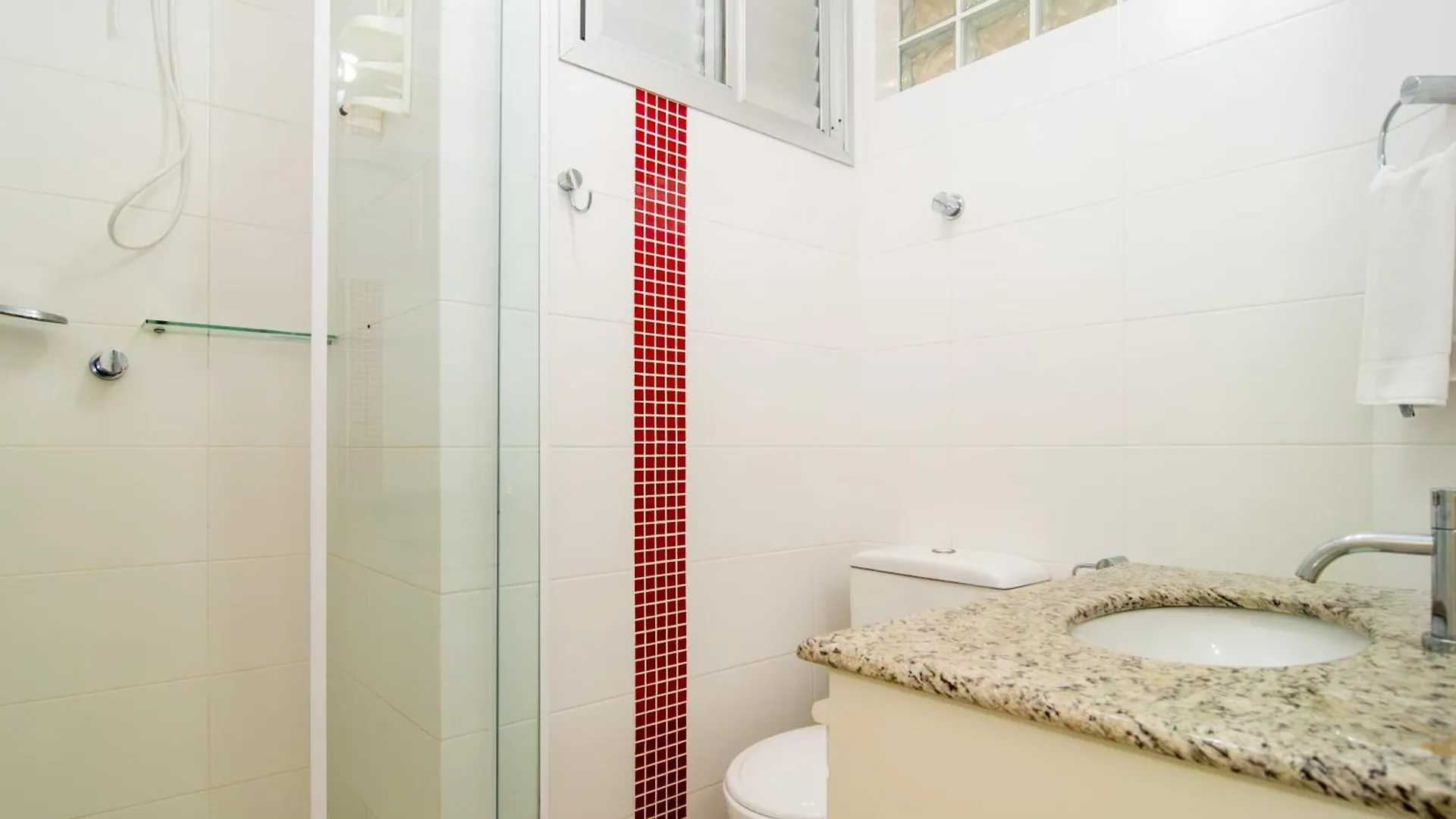 Localizacao Privilegiada Na Av. Atlantica Jk4995 Balneário Camboriú Brazylia