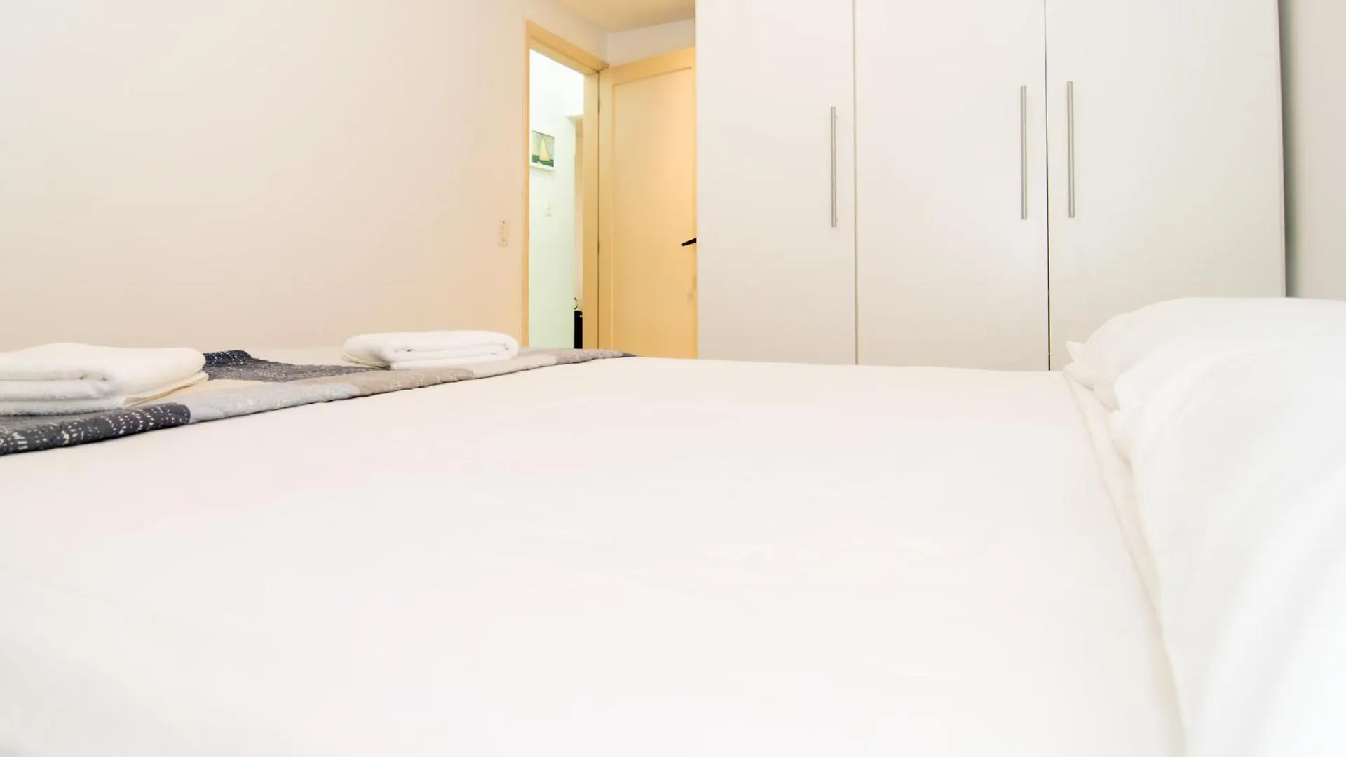 Localizacao Privilegiada Na Av. Atlantica Jk4995 Balneário Camboriú