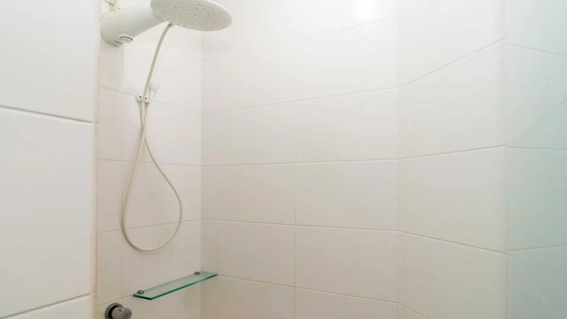 Localizacao Privilegiada Na Av. Atlantica Jk4995 Balneário Camboriú 0*,  Brazilië